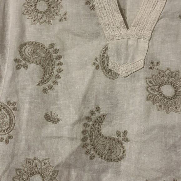 COPY - Johnny Was gorgeous linen 3/4 sleeve embroidered top - Picture 3 of 9